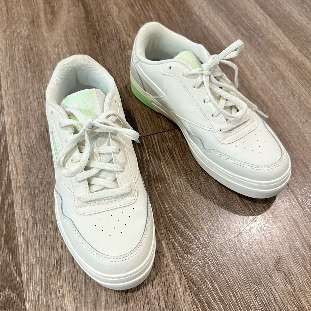 Reebok ClubC85 Sneaker Size 7